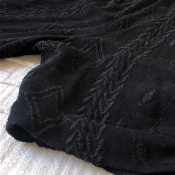 Faith and Asher Embroidered Crop Top - Picture 2 of 7